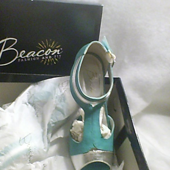 TEAL & SILVER T STRAP HEEL - Picture 2 of 3